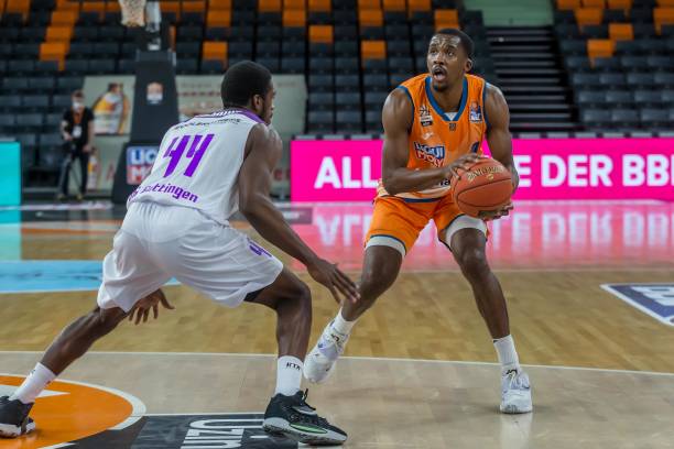 教练组需要 教练组需要